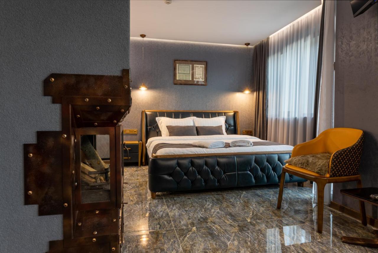 Hidden Bank: Digger'S Dream Apartman Plovdiv Kültér fotó