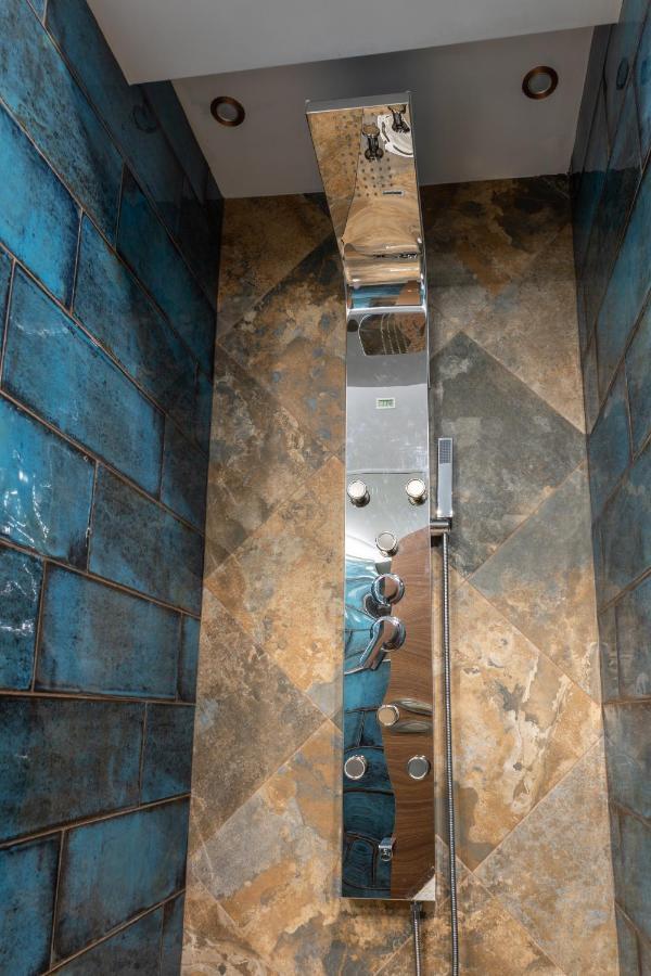 Hidden Bank: Digger'S Dream Apartman Plovdiv Kültér fotó